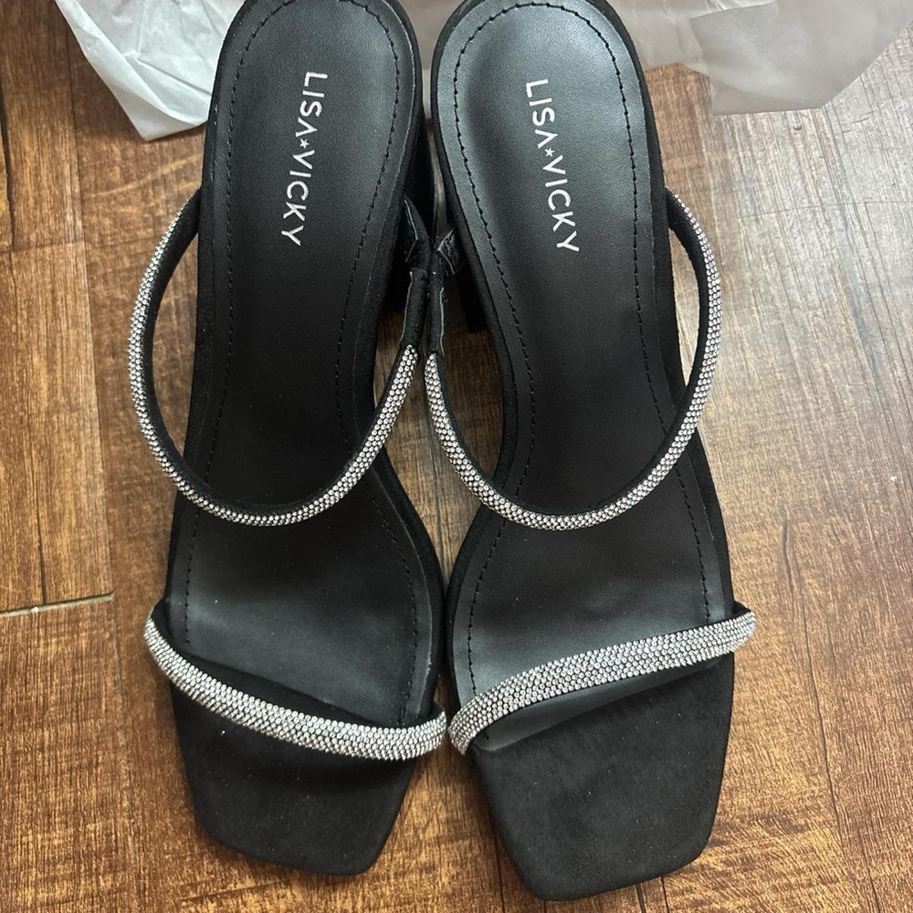 Elegant Black and Silver Heels with Comfort Design